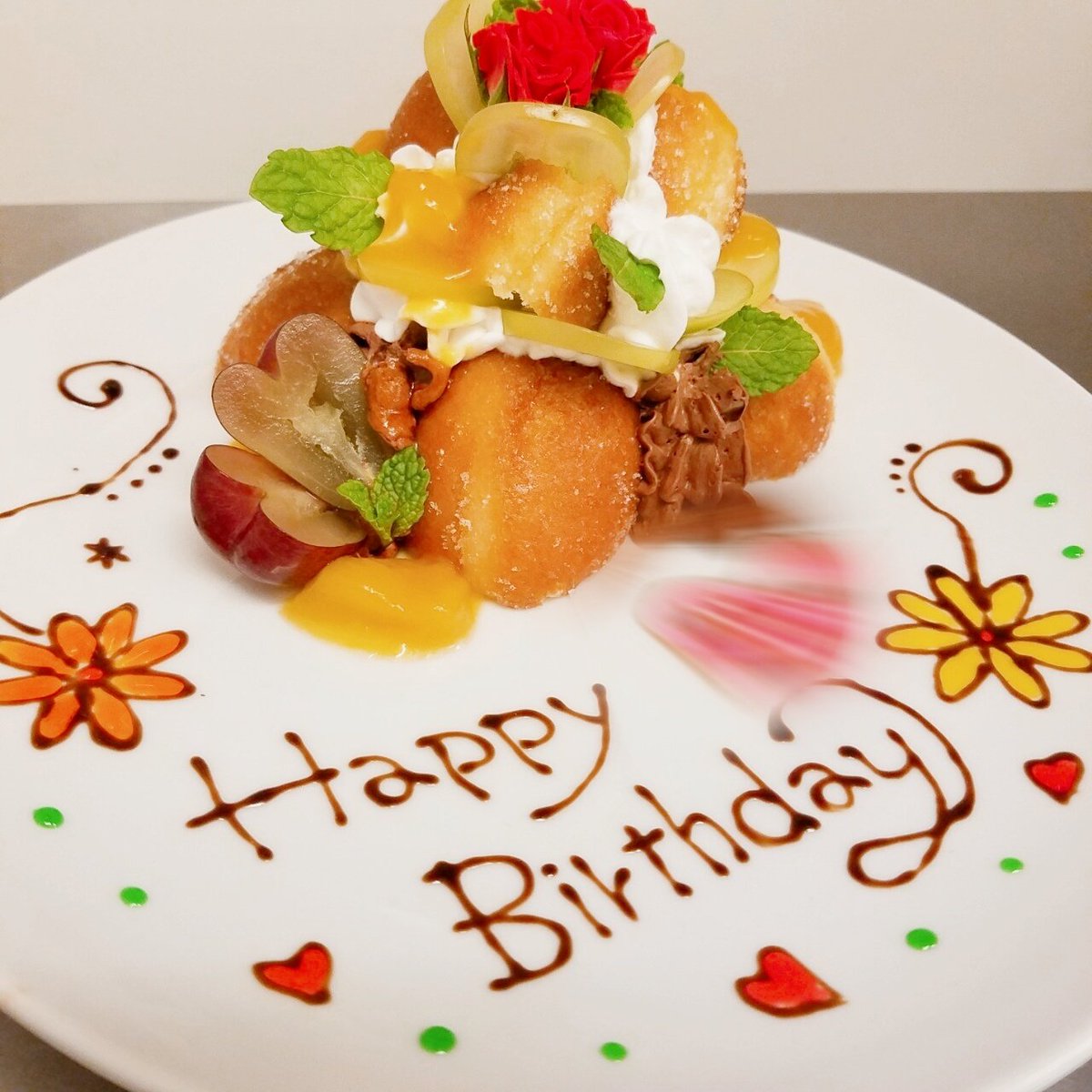 S_PARK925's tweet photo. 記念日はみんなが主人公‼️🍔🎂
~~~ヾ(〃＾∇＾)ｏ ｷｬｰ!!enjoy!
アニバーサリーは主人公になりましたか？
#アニバーサリー 、#お誕生日
《プレート🎁🎂》やBGMで
お祝いしませんか？
============
【吉祥寺店 アニバーサリー予約】
☎️0422-26-6119
============
#happybirthday 
#記念日は１年に１度 https://t.co/EkIO83Qeg7