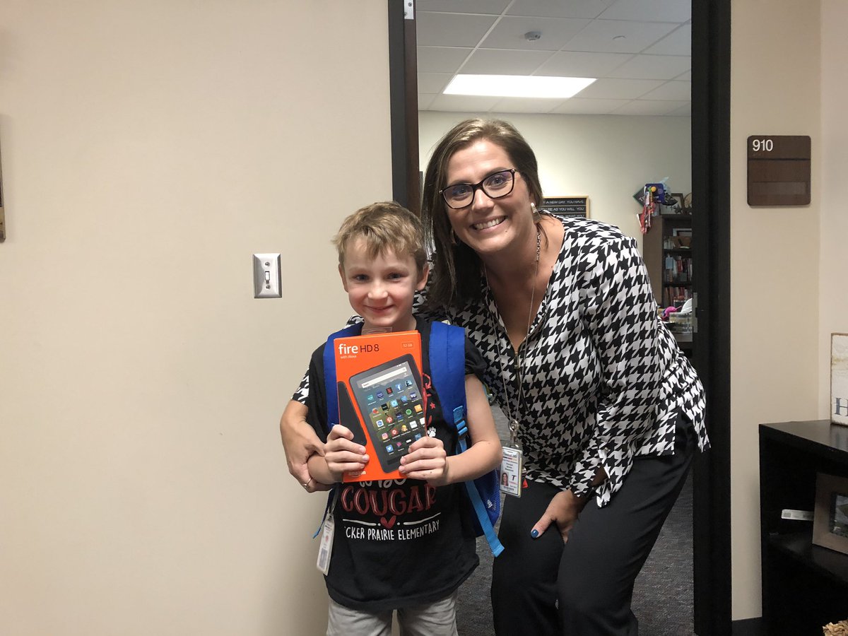 TISDDPES's tweet image. Here are some of our summer LEXIA winners from this Summer’s reading challenge! Lannin Russell and Leighton Kepp won reading tablets for most units earned on their grade level! There were some many winners! #learningiswinning Keep it up Cougars! @LexiaLearning