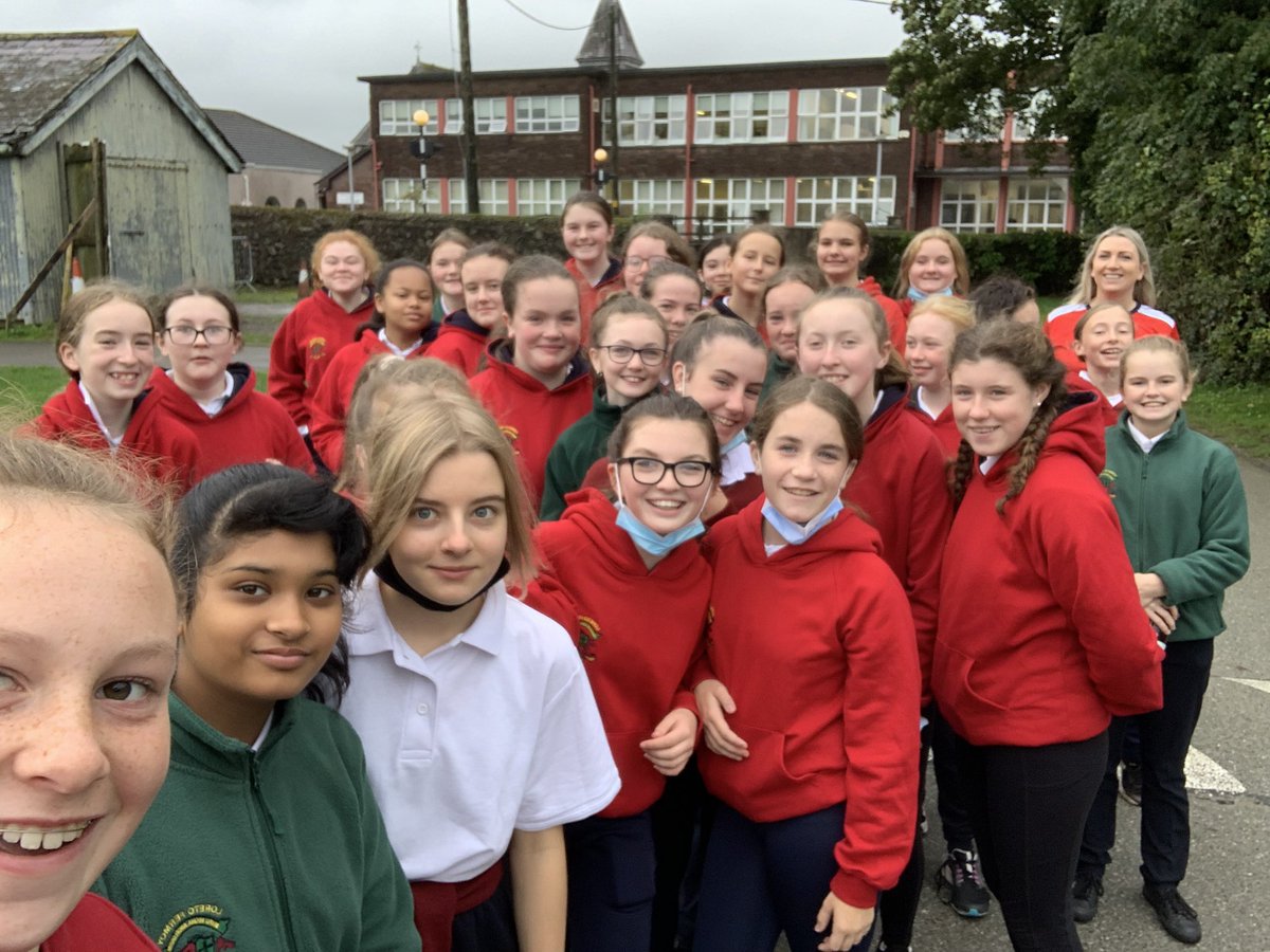 All systems go for our Loreto Camino walk!! #school #walk #active #healthy <a href="/LoretoSport1/">Loreto Sport</a> <a href="/ire_edu/">Caroline Clarke</a>