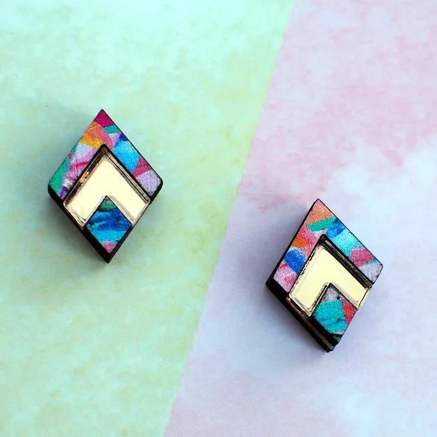 Before we know it, it's going to be party season, so get prepared to sparkle and shine with our ethical jewellery collection ✨💫 All handmade by independent designers 💥 We love these Geo Diamond Studs from Melody G - twin them with a chunky knit and y… instagr.am/p/CUwt9TUMGRw/