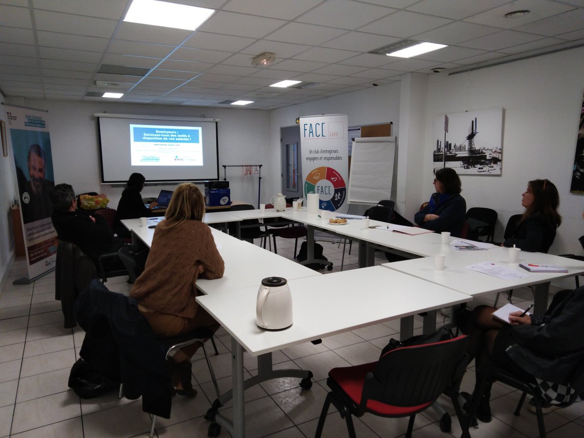 Carrefour RH (en physique😃) avec le <a href="/CIBC_GLH/">CIBC GLH</a>  sur le conseil en #evolutionprofessionnelle pour les #salariés. Présentation des nombreux dispositifs existants, découvertes &amp; échanges riches !
#RH #compétences #management #RSE #transitionprofessionnelle