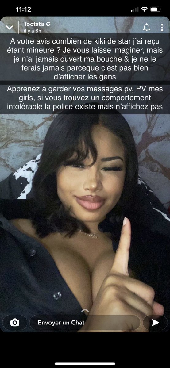 mvlee__'s tweet photo. Vous voyez ce qu’elle vient de dire, n’écoutez même pas un mot. Si vous êtes mineures et que qqn vous envoie ce qu’il a en bas là, affichez le DIRECTEMENT https://t.co/mhrKeaRMok