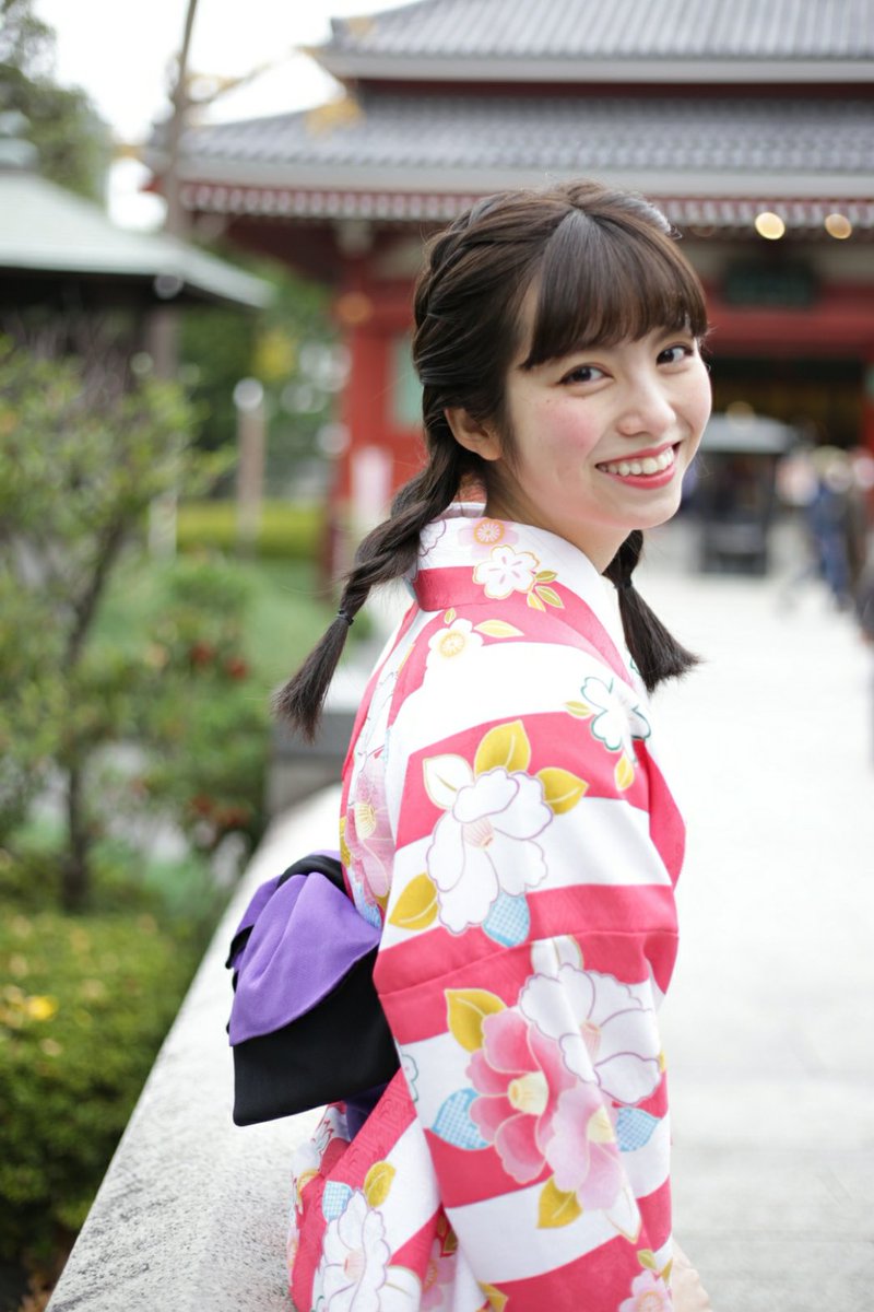 komugi_co622's tweet photo. この度、【秋田美少女図鑑 第一期専属モデル】として活動させていただくことになりました。

今でもまだ信じられないような気持ちで胸がドキドキしています。
数々のスターを生み出してきたこの美少女図鑑で、私も輝きたいです。

胸を張って活動できるよう、応援していただけたらとても嬉しいです✨♥ https://t.co/kJPu5tUIvV