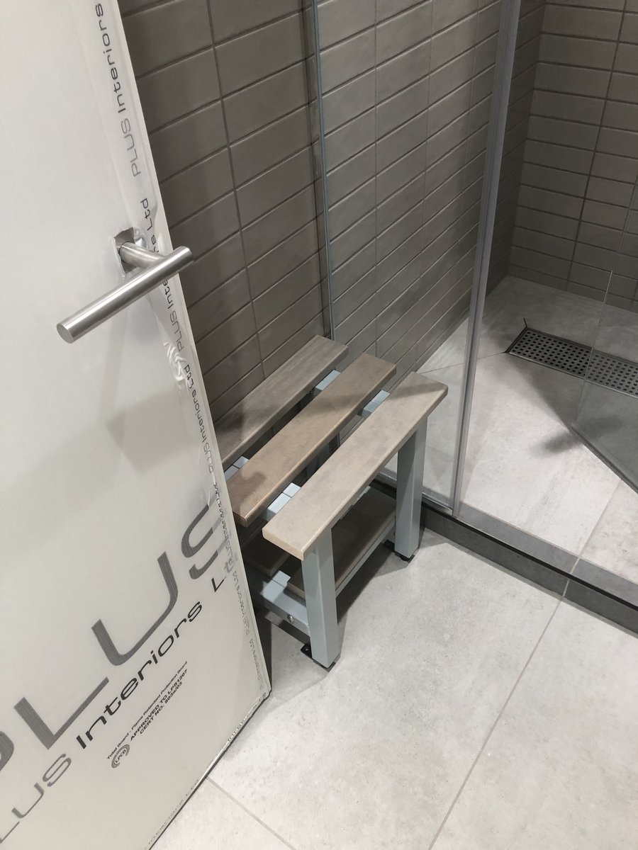Freshen up ready for the weekend?.. #FridayFeeling finishing off the commuter facilities at one of our London projects #haysgalleria Great #teamwork 
See the full project on our web site; plusinteriors.co.uk/project/st-mar…