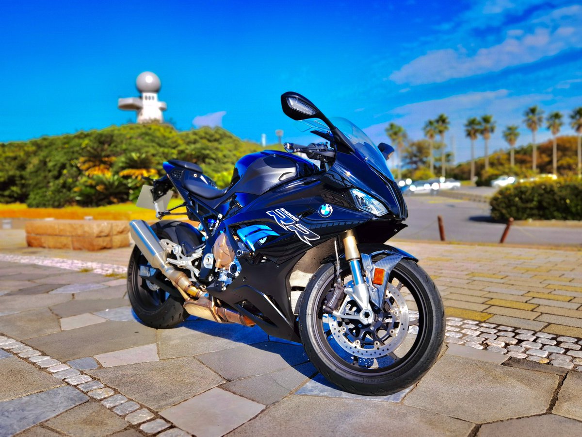 3Y1H1UGAufPatCk's tweet photo. 天気が良いから千葉フォルニアまで一走りしてきた!
#BMW #S1000RR #S1000RR2021 #千葉フォルニア #バイク乗り #motorcycle #motorcyclephoto #バイク乗りと繋がりたい https://t.co/xgwkgN7oAg
