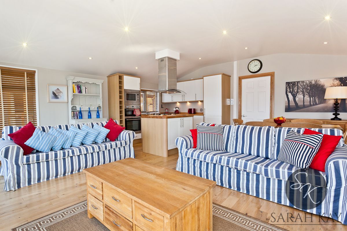 10 Holiday Let Photography Tips from a Pro buff.ly/2KtOfOH #photographytips #holidaycottage #holidayvilla #vacationrental