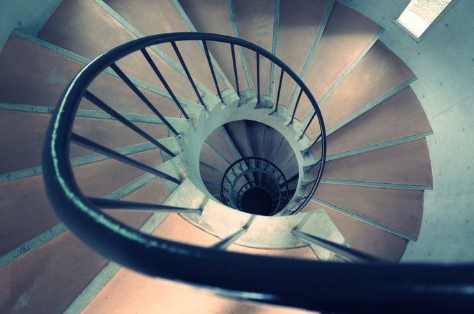 螺旋階段のtwitterイラスト検索結果 古い順