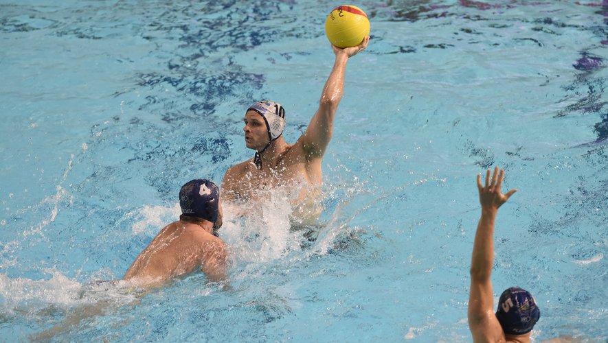 #Waterpolo 🤽‍♂️ Duje Zivkovic et le MWP au défi de Mladost, l’étoile Rouge et Smyrnis <a href="/MWP_pro/">MontpellierWaterPolo</a> midilibre.fr/2021/10/08/wat…