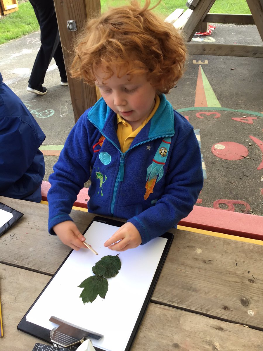 Reception are enjoying making leaf puppets in the outdoor provision #ARFSEYFS 🍃🌿