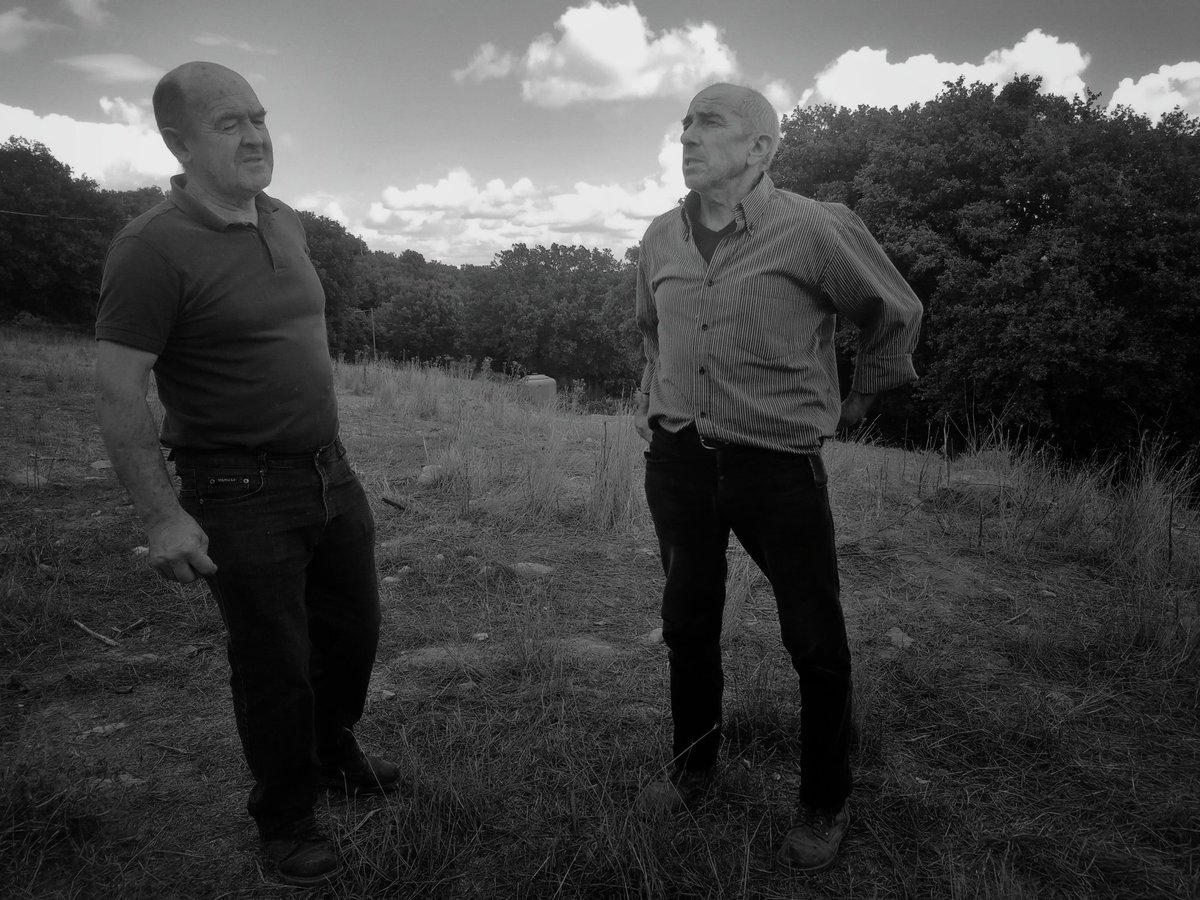 Zorasparro's tweet photo. This shot was taken in the "sa itria" area in the territory of Gavoi, and portrays 2 local shepherds
 #sardegna #sardinia #sardegna_reporter #reportage #reportagephotography 
￼ https://t.co/rM0Po6h0ZF