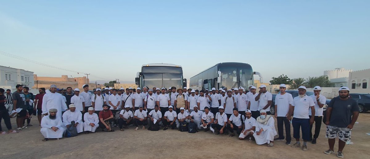 MuktarOman's tweet photo. يوم يسجل في تاريخ عُمان، المواطنون والمقيمون بجانب الجهات الرسمية يسجلون ملحمة كبيرة، لذا اقترح أن يحدد يوم 8 أكتوبر "يوم المتطوع العُماني" وأن يكون الاحتفاء به كل عام لتجسيد العمل التطوعي والوطني في قلوب الأجيال. 
 #عمان_عظيمه_بشعبها
#8_أكتوبر_يوم_المتطوع_العماني https://t.co/9k1HNiA8AG
