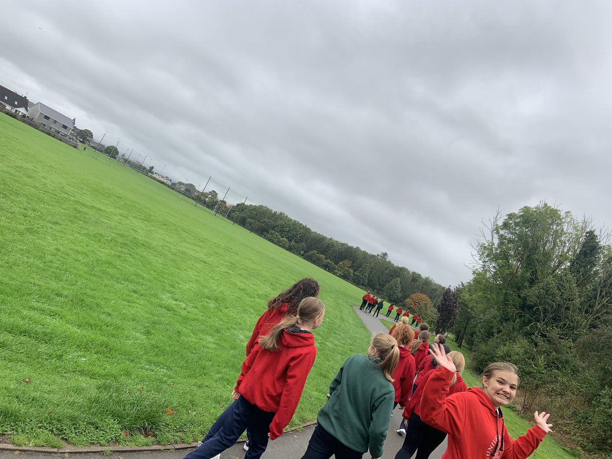 FermoyPe's tweet photo. Some really happy faces this morning as we launched our Loreto Camino Virtual Distance walk! @LoretoSport1 @CamogieLoreto @LoretoFermoy @Shellers14 https://t.co/dX2DztzuYX