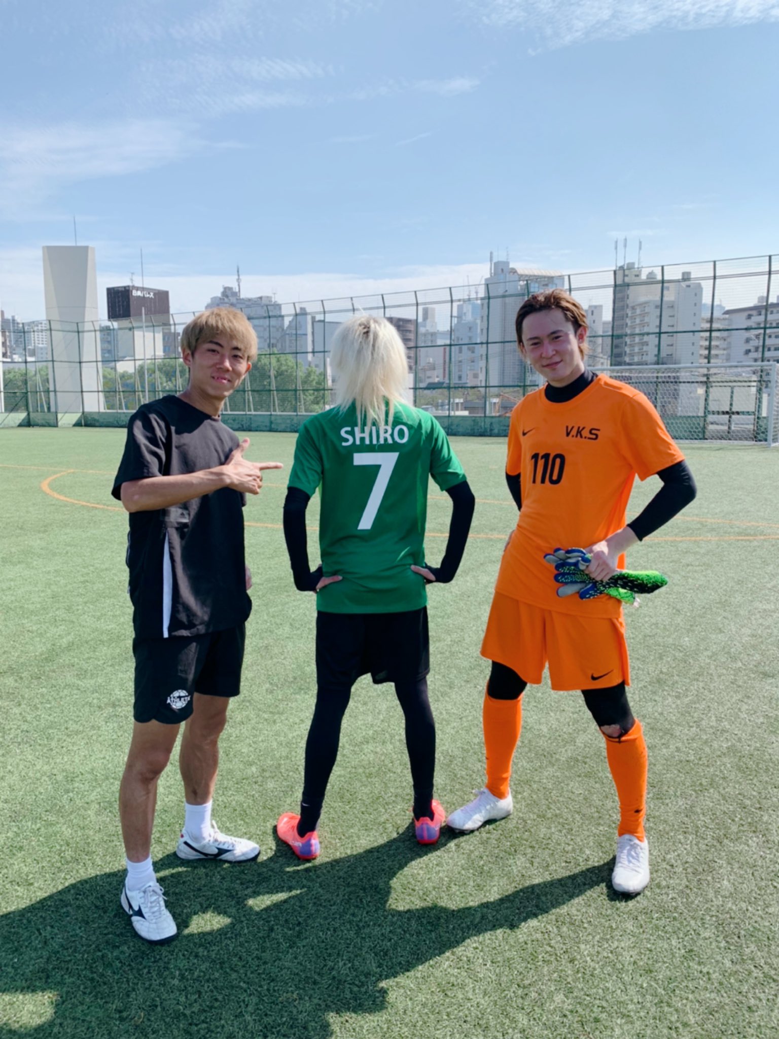 Twitter 上的 ベース シロ 本日は元帝京長岡エース現winner Sの高野歩夢 さんにトレーニングしていただきました 凄いためになりかつ楽しかったです 教えてくださった歩夢さん同行してくれたげんたありがとうございました V系サッカー部でもwinner Sの動画見てる人が