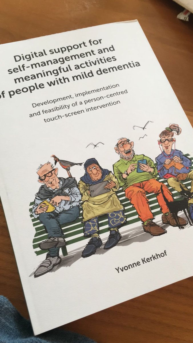 mieke_kerkhof's tweet photo. Vandaag promoveert mijn jongste zus op #FindMyApps een database met dementievriendelijke Apps @VUamsterdam @Saxion https://t.co/2anECp3lzj