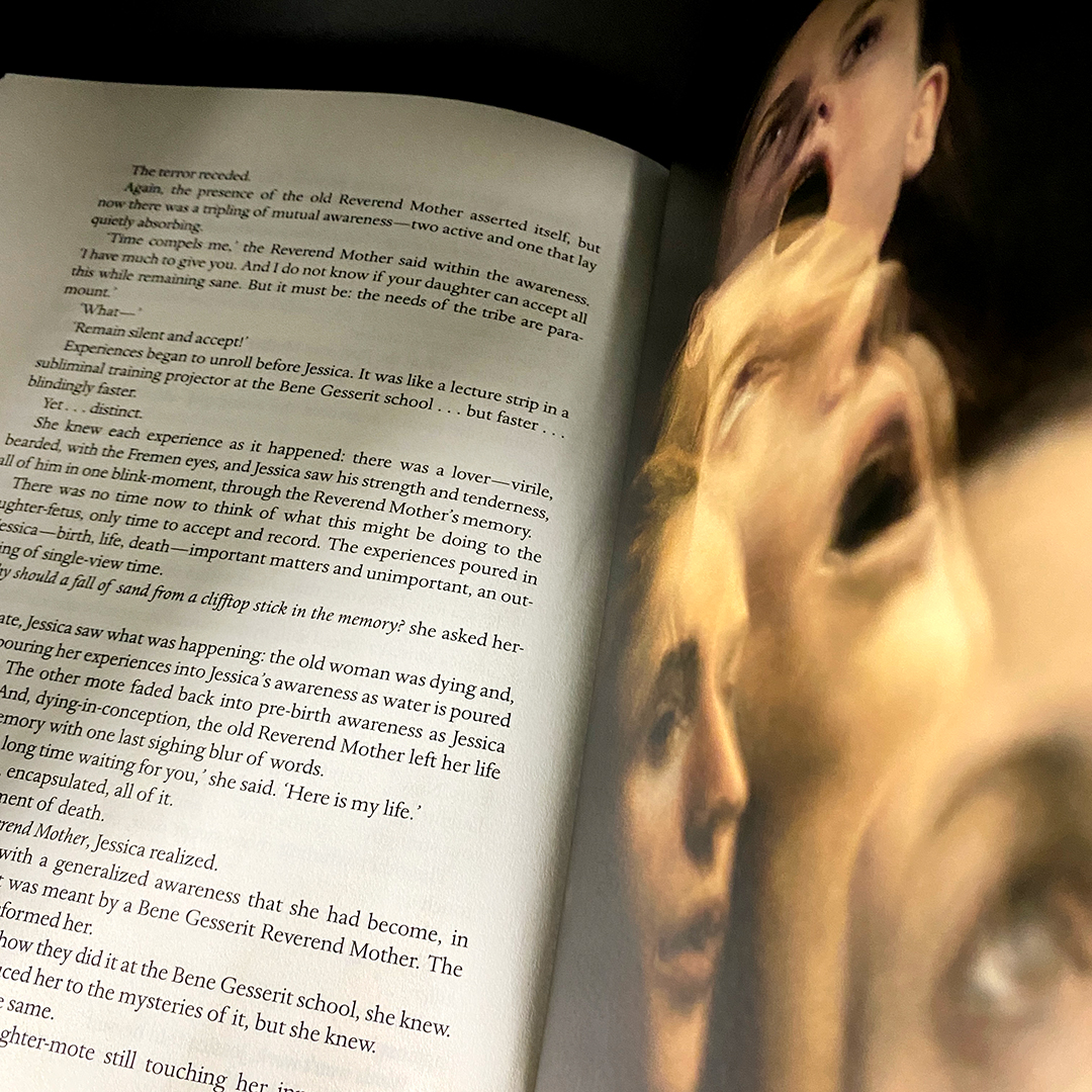 foliosociety's tweet image. *GIVEAWAY* Today is Frank Herbert's birthday! To celebrate, we are giving one of you the chance to win his masterpiece, #Dune. TO ENTER: RT this post and follow @foliosociety. This giveaway is open internationally. Ends midnight (BST) 10 October. foliosociety.com/dune.html