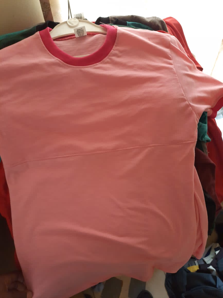 Touchblitz's tweet image. Brand new T- shirts available USD4......in Harare   Premium Quality...all colors and different designs (including custome made) contact +263777103101