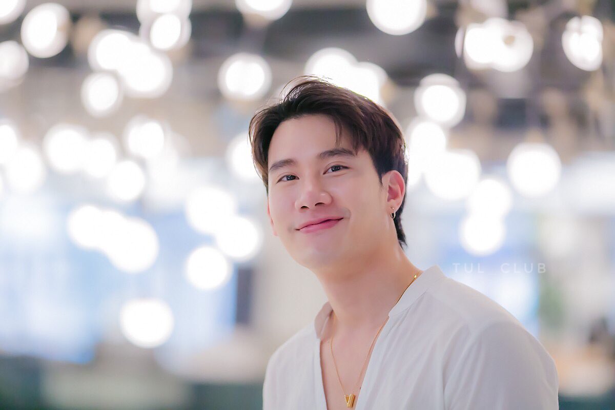 tulclub's tweet photo. รอยยิ้มของคุณ คือเหตุผลที่หลายคนยิ้มตาม 

📸 8 OCT 2021
🥳 #HBDTUL_PAKORN2021 
❤️ #Tul_Pakorn https://t.co/aXG3aojRMe