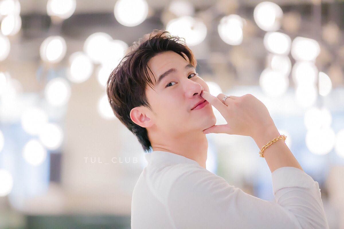 tulclub's tweet photo. รอยยิ้มของคุณ คือเหตุผลที่หลายคนยิ้มตาม 

📸 8 OCT 2021
🥳 #HBDTUL_PAKORN2021 
❤️ #Tul_Pakorn https://t.co/aXG3aojRMe