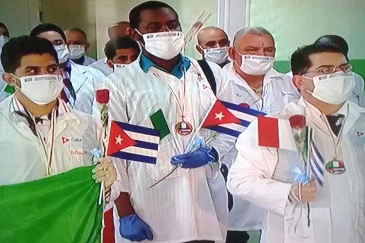 YeneikyB's tweet photo. #Cdilallovizna
#CheMedicoInternacionalista
#CubaPorLaVida
#HeroesDeLaSalud
#CubaCoopera
#ACubaPonleCorazon
@LloviznaLa
@Katy48664637
@cubacooperaven
@Cubacooperabol2
@Mayi53357937
@keilerING https://t.co/Xzi6ZBGXno