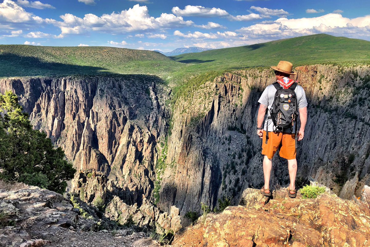 Happy Fall Friday Trail Fam,
“May nature guide you to that place you want share with someone to enlighten their level of understanding” 🥾🏕🏔