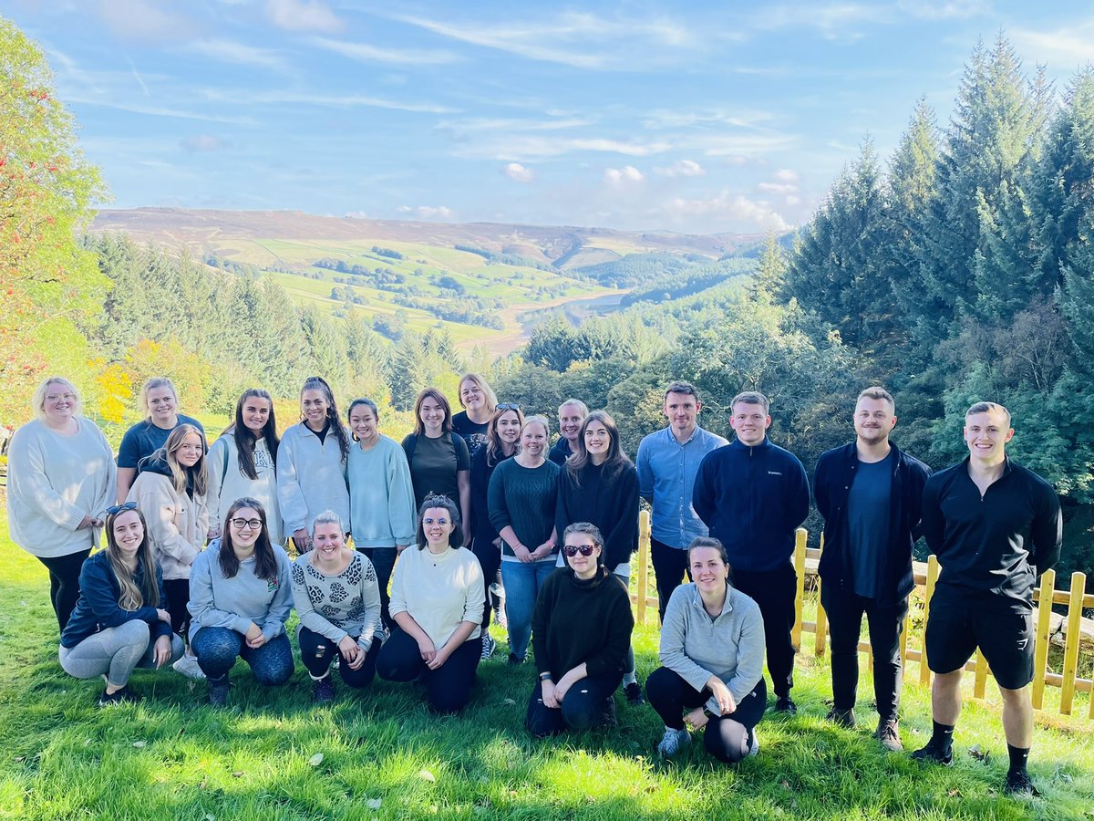 MissNicholls3's tweet photo. It’s been an absolute pleasure to spend the past 2 days with our #RQTs in the beautiful Peak District. Challenging conversations led by @GraemeRobins, networking &amp; lots of fun had by all. The @FlyingHighTrust is in safe hands with this wonderful bunch! @RussynCast https://t.co/0fdv2KjlZG
