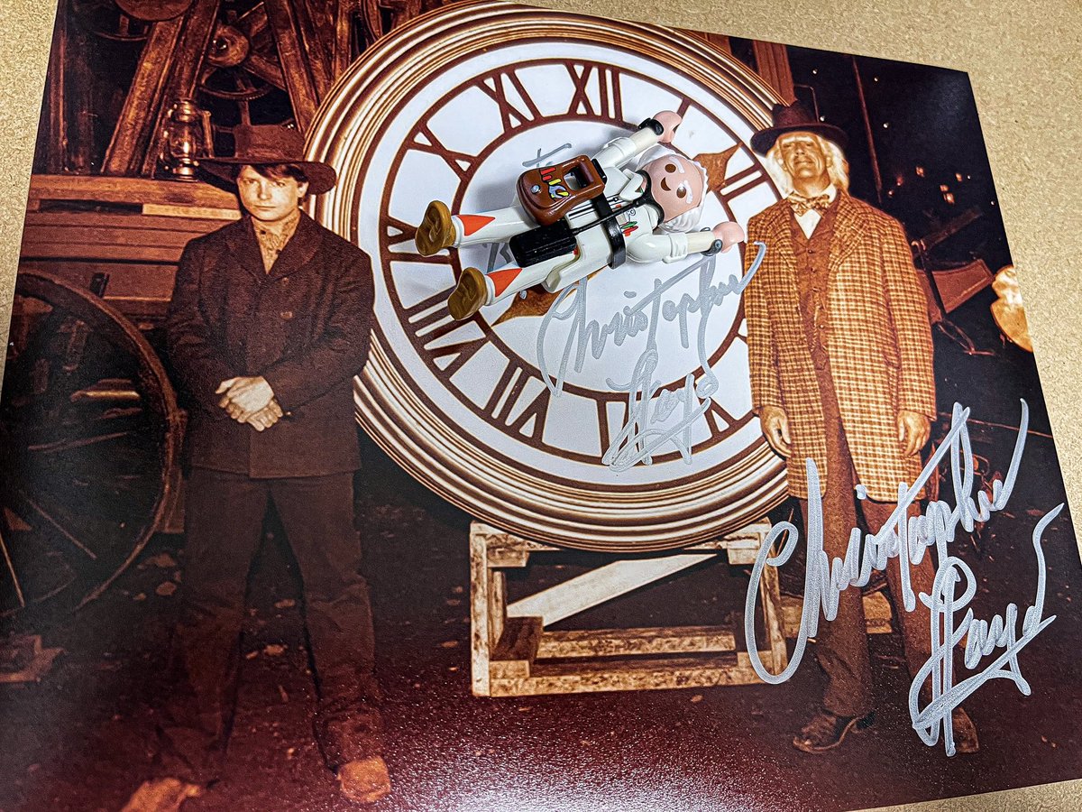 心待ちにしていたドク（クリストファー・ロイド氏）のサインが届きまし