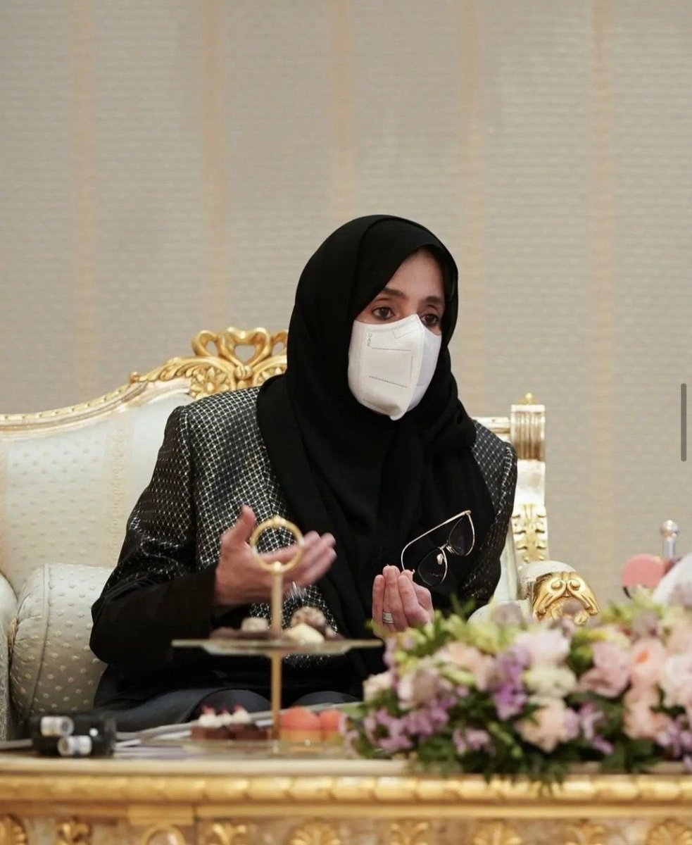 srsnaqbi's tweet photo. مهما تكلمنا عن @jawaheralqasimi لن نوفيها حقها فهي بختصار نصف الشارقة اذا لم تكن هي كل الشارقة مع والدنا #سلطان_بن_محمد_القاسمي وسر الجمال والنهضة والحياة والعلم والثقافة وشكرا لك صاحبة #القلب_الكبير  على الدعم الإنساني ودمتي لنا أماً ودام لنا #سلطان أباً وقائدًا ومعلمًا • https://t.co/WaoYD40Oyy