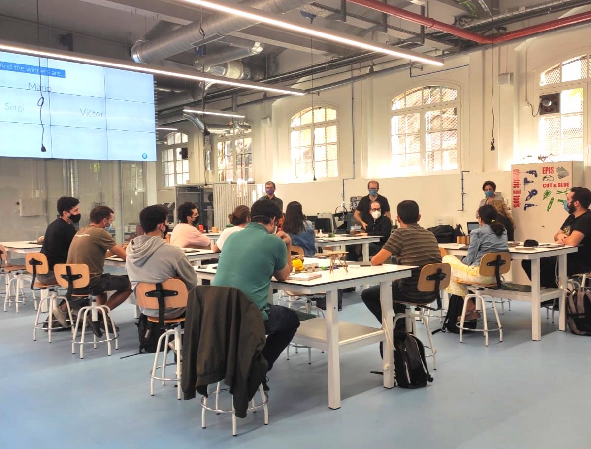 UPC School tweet media