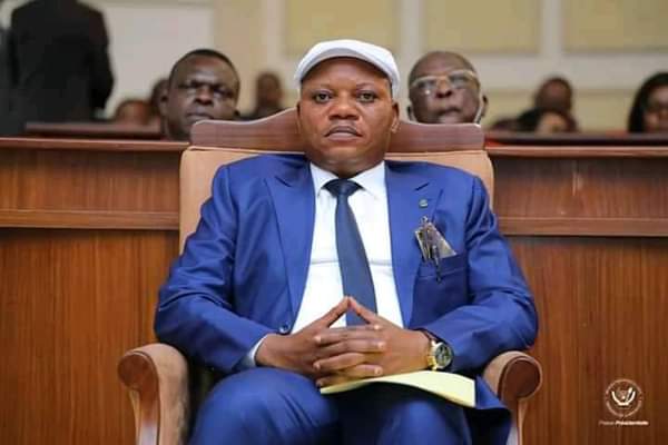 john_lungila's tweet photo. Jean Marc Kabund a Kabund soutient sa thèse de Graduat en Droit ce samedi à l'Université Libre de Kinshasa. Une innovation scientifique congolaise. 
@LungilaJ 
@CBosembe 
@ConstantMutamba 
@StanysBujakera https://t.co/r1LSJY4uJD
