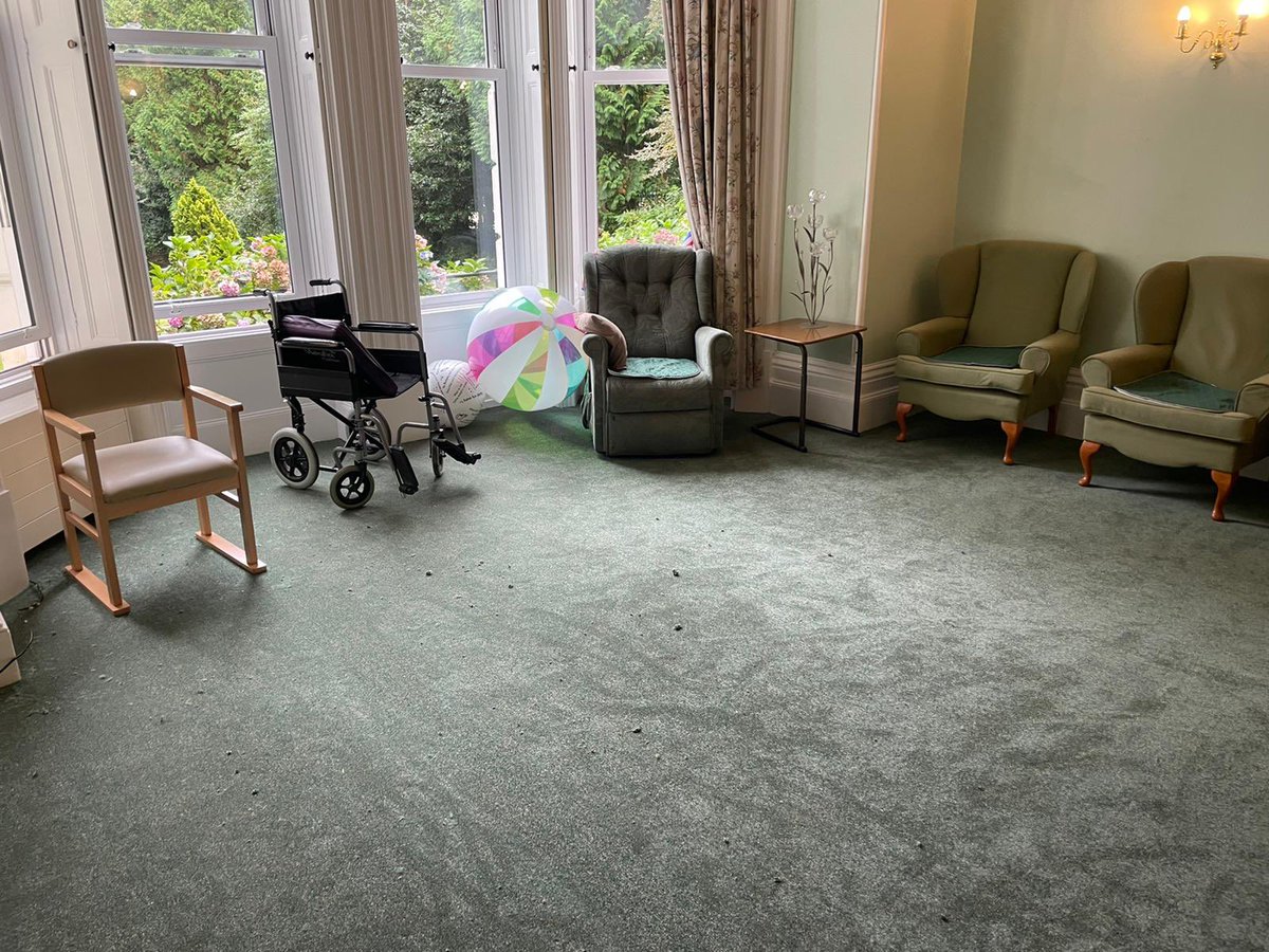FirstForFloors's tweet photo. Here we have a lounge we completed in 
@jhscarpets #universalheathers for a care home. This 
product is fully adhered with @f_balluk #f40 direct to the 
sub floor to allow wheelchairs and hoists to be moved 
with ease. We prepared the floor with ply to give a great finish. https://t.co/oy1xsZvawA