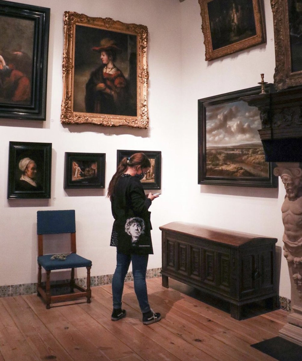 Wat zijn jouw plannen voor het weekend? Kom eens langs bij Rembrandt thuis 👨🏻‍🎨 We hebben nu twee nieuwe tentoonstellingen en tal van nieuwe schilderijen in het oude huis van Rembrandt. Het museum is geopend van 10.00 tot 18.00 uur. Meer info: rembrandthuis.nl.⁣