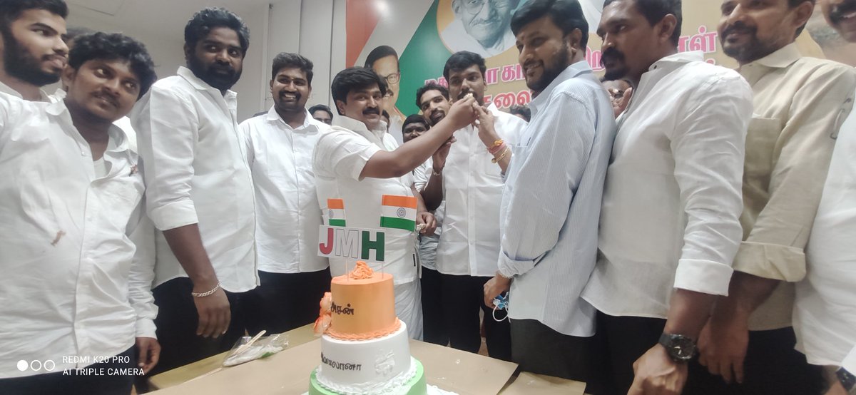 Indian_tnypc's tweet photo. Celebrate Our Heartful Hero JMH Aasaan Maulana Anna Velachery MLA Birthday At Sathyamurthy Bhavan With Our Indian Youth Congressb Members @Hassan_tnpyc @srinivasiyc @Vimal_tnpyc  @AbrahamRoyMani @TN_PYC @RahulGandhi @BeWithDinesh @IYC @AICCMedia https://t.co/LqfP2jg8ZO