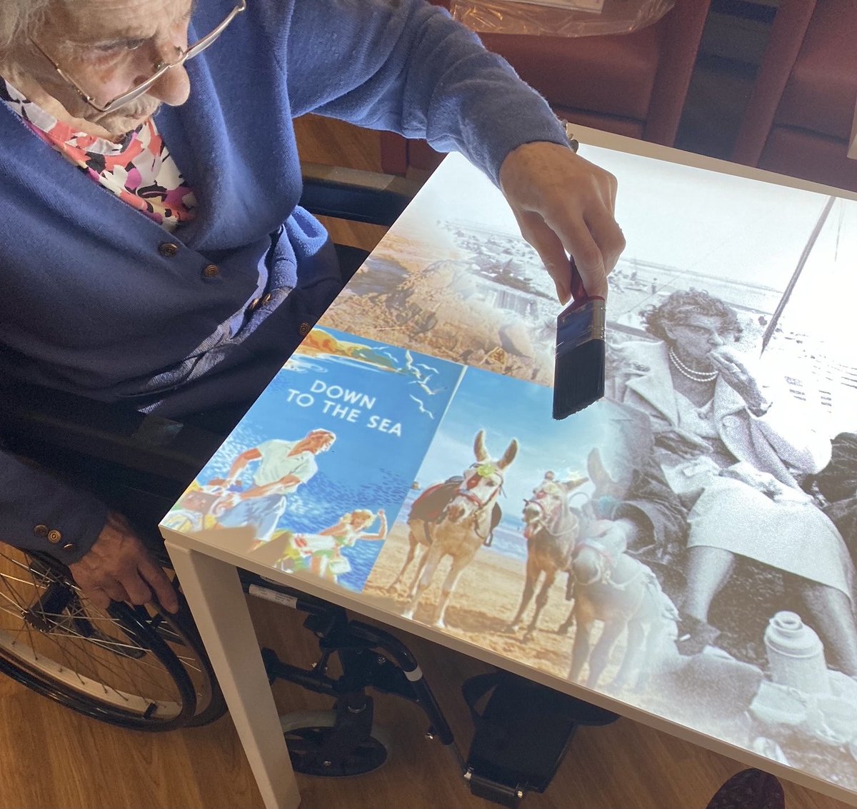 WendyMGCC's tweet photo. Our residents are delighted with their new Mobii Machine. Creative fun at its best. Thank you Forest Healthcare for this fantastic new addition to our Home 🤩 #Oxfordshire @ForestHealthLtd @AmandaScott50 @OxTweets https://t.co/ghbChZ3Oli