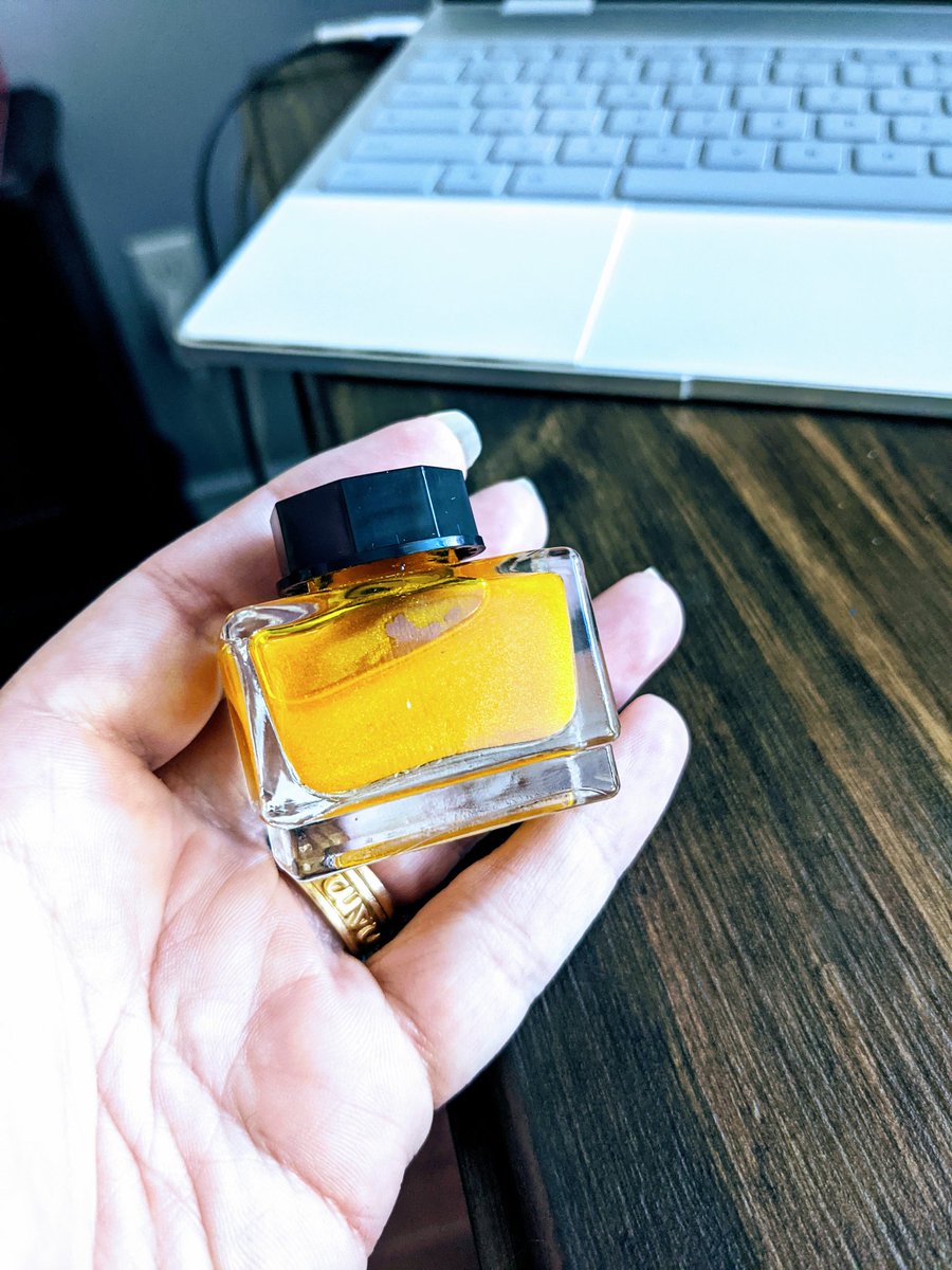 JolieAReynolds's tweet photo. Writing with this glorious, golden shimmer ink today. Hopefully it will be readable. It just seemed to be the exact color for the day.
#quillandink #WritingCommunity https://t.co/xtn9EOwjaI