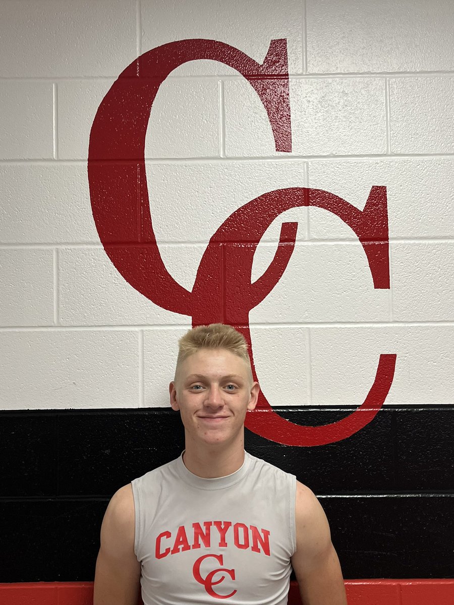 CoachKStern's tweet photo. Shoutout to JV LB Colin Ott for getting Defensive player of the Game!
Colin is receiving this award after our 41-0 win over McCollum! 
#PawsUp 🐾 
#DPOTG https://t.co/oKFUmzMsc5