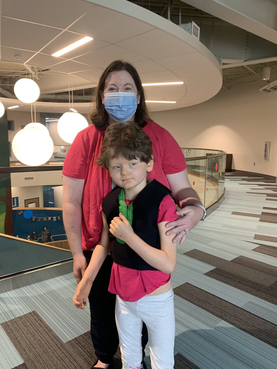 RisingHillElem's tweet image. Student/Teacher Twinning! #exploringtogether