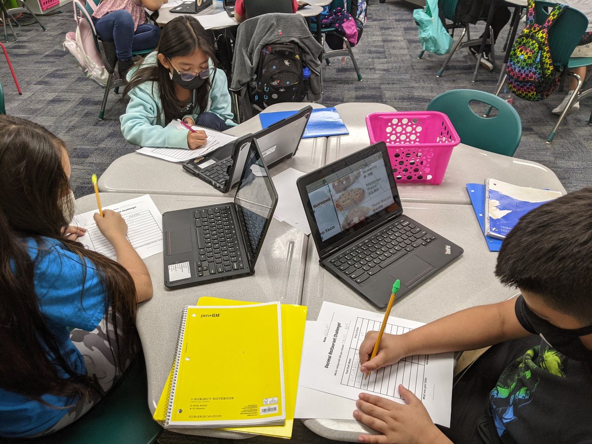 Gphawkins21's tweet photo. Yummy! The kids are putting together an order from their fav fast food restaurant and finding their total and change! Decimals in action! #growinglieders #mathisourjam @CFISDLieder https://t.co/HgEFFCv93p