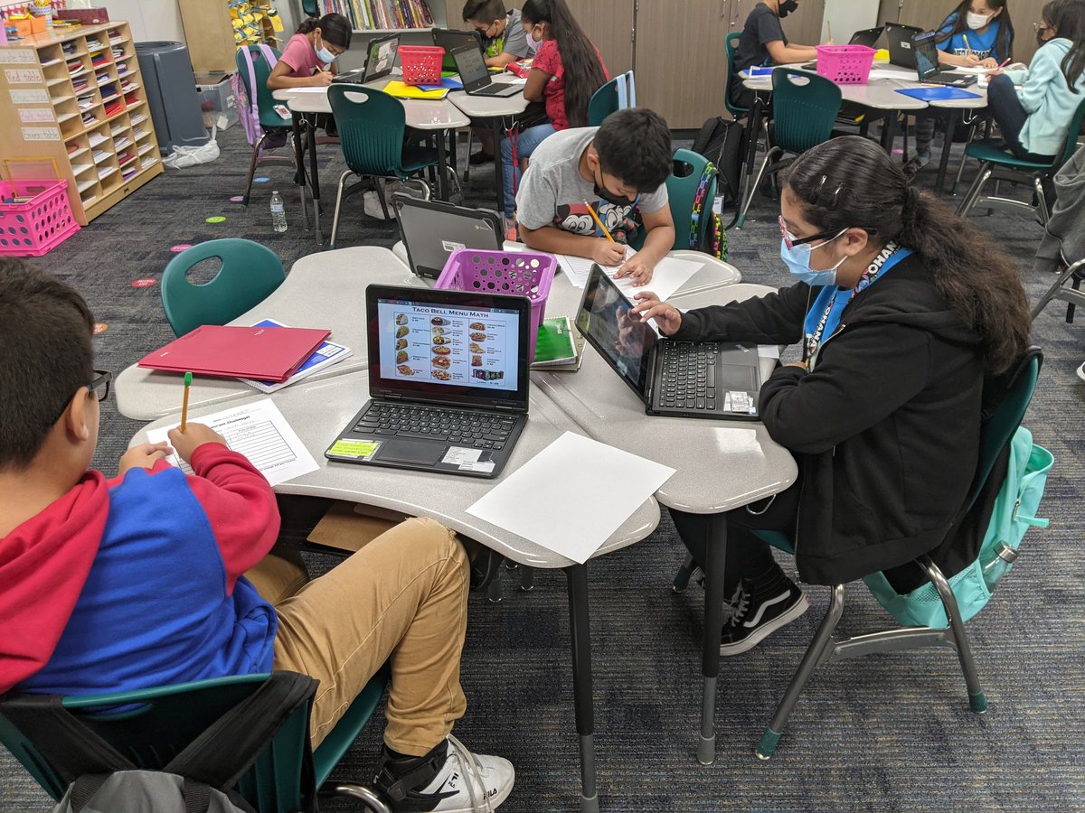 Gphawkins21's tweet photo. Yummy! The kids are putting together an order from their fav fast food restaurant and finding their total and change! Decimals in action! #growinglieders #mathisourjam @CFISDLieder https://t.co/HgEFFCv93p