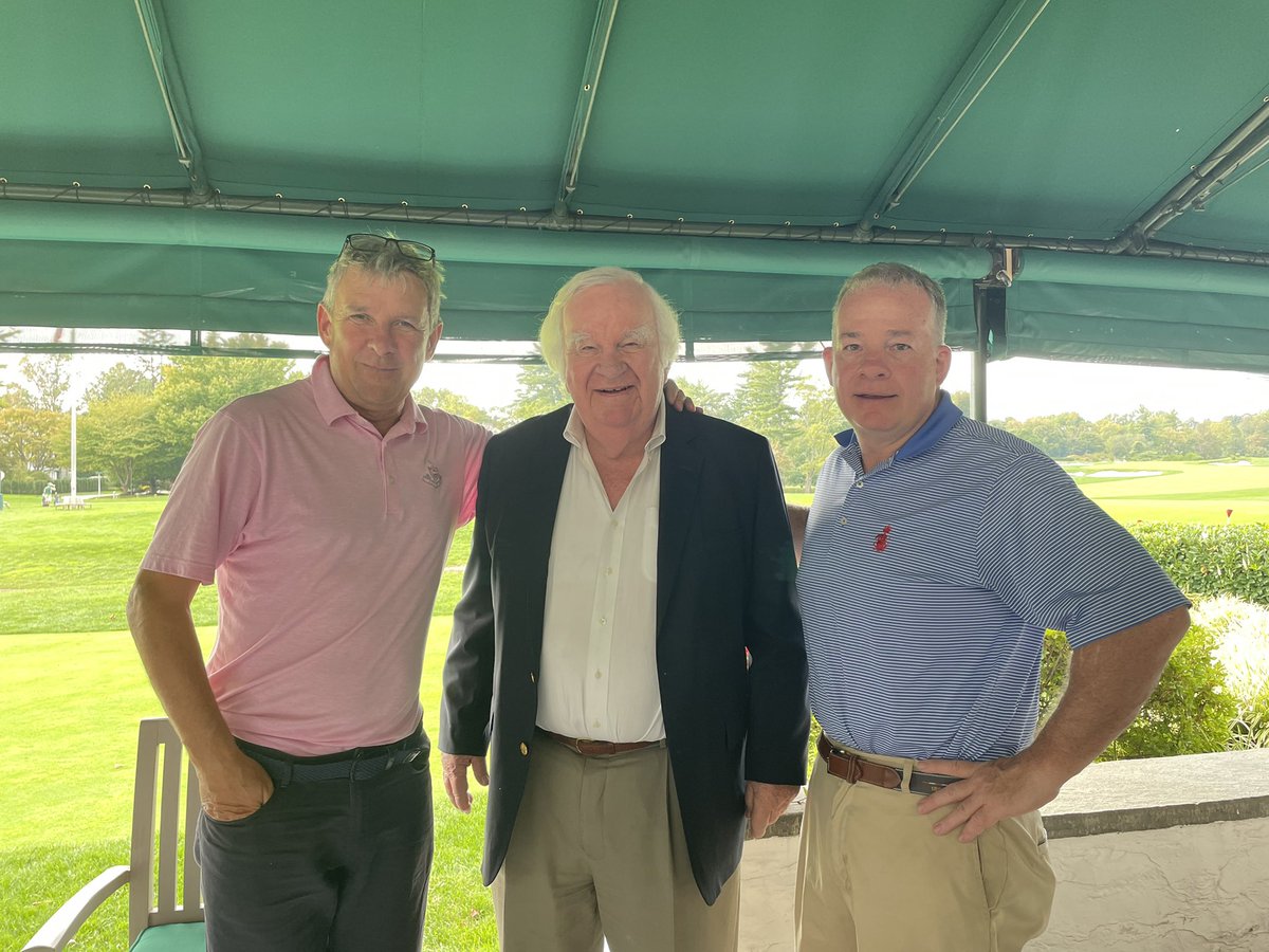CarrGolfTravel's tweet photo. Fantastic day out with dear friends Slevin’s @usopengolf venue Merion Golf Club PA. one of the great golf courses in 🇺🇸 tough challenging test, immaculate but fair. Halved match with @stewalshdublin #meriongolfclub https://t.co/KjJ4cAF85u