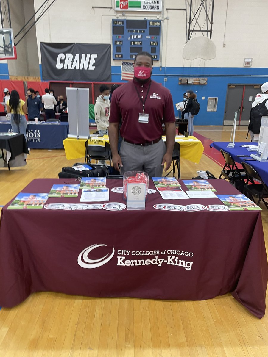 KKCRecruiterJG's tweet photo. Having a great time sharing @KK_College information and resources at Richard T. Crane Medical Prep High School’s College Fair. Experience the #KKCDIFFERENCE @KKCEnrollment @KKCADMISSION @KKCAmbassadorKR @KKCRecruiterKH https://t.co/FmNXkFPuFu
