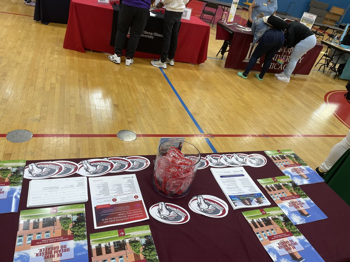KKCRecruiterJG's tweet photo. Having a great time sharing @KK_College information and resources at Richard T. Crane Medical Prep High School’s College Fair. Experience the #KKCDIFFERENCE @KKCEnrollment @KKCADMISSION @KKCAmbassadorKR @KKCRecruiterKH https://t.co/FmNXkFPuFu