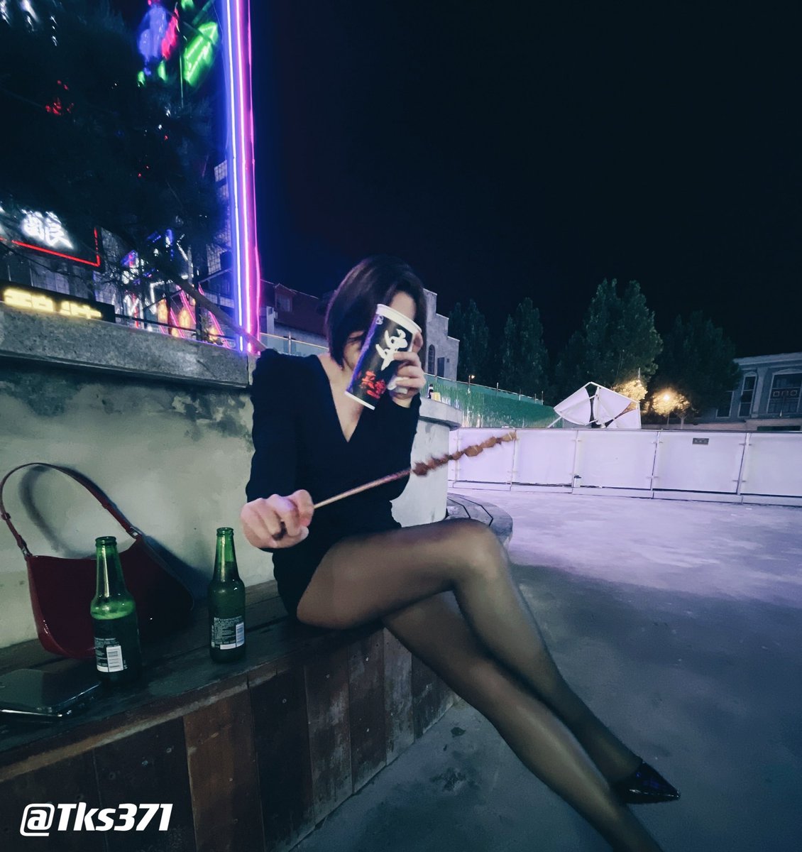 画质太渣，再发一下原图吧。
今天删了好多推文，真的有点不舍的，但为了和你们一起能走更长的路，有点不开心。 https://t.co/8SexFaplc4