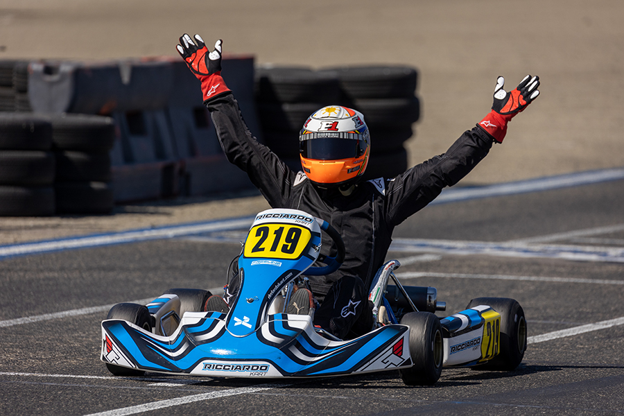 eKartingNews's tweet photo. Championships decided with sixth and final round for @SuperKartsUSA California ProKart Challenge at @CalSpeedKarting.

https://t.co/DlJ2eflmSf

#SKUSA #CaliforniaPKC #CPKC #CalSpeed #IAME #Evinco #karting https://t.co/UzvwApwb0B