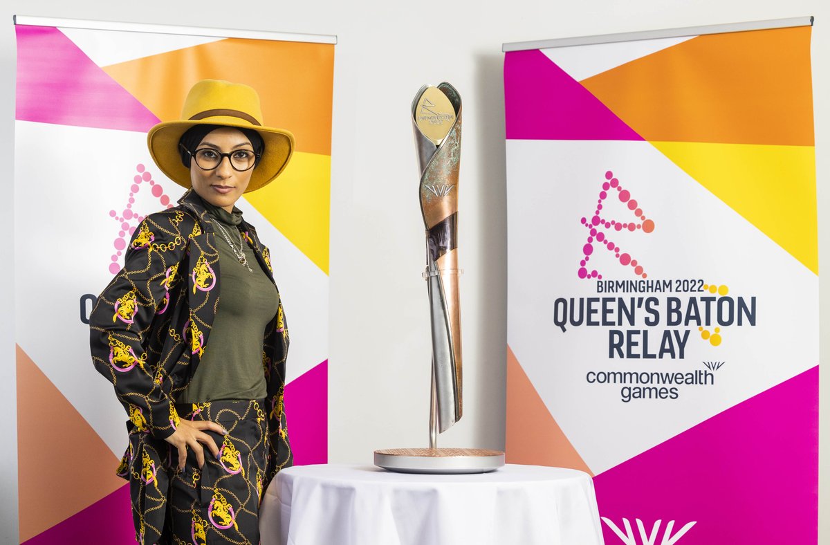 WMGrowth's tweet photo. Award-winning spoken word poet @Voiceofthepoets unveiled a Commonwealth-wide relay of words and art; The #Relaytionship, which will join the Queen’s Baton Relay on an epic journey visiting 72 Commonwealth countries in 294 days.

🔗 https://t.co/WiIwqOvbnc

#OneRegionManyWorlds https://t.co/qxF0WIPQRf