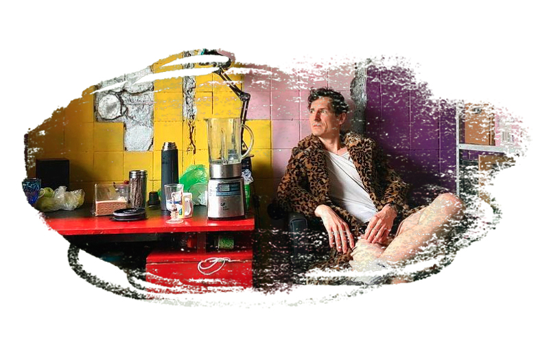 Our artist Kuto calls his style tropical primitivism🏜️: a palmy neo expression that bursts with beauty and love in an insane and crazy world🐵His work is filled with the color of the sun, with joy, a bright palette that is filled with the smell of citrus.🍋🍋🍋catch them all