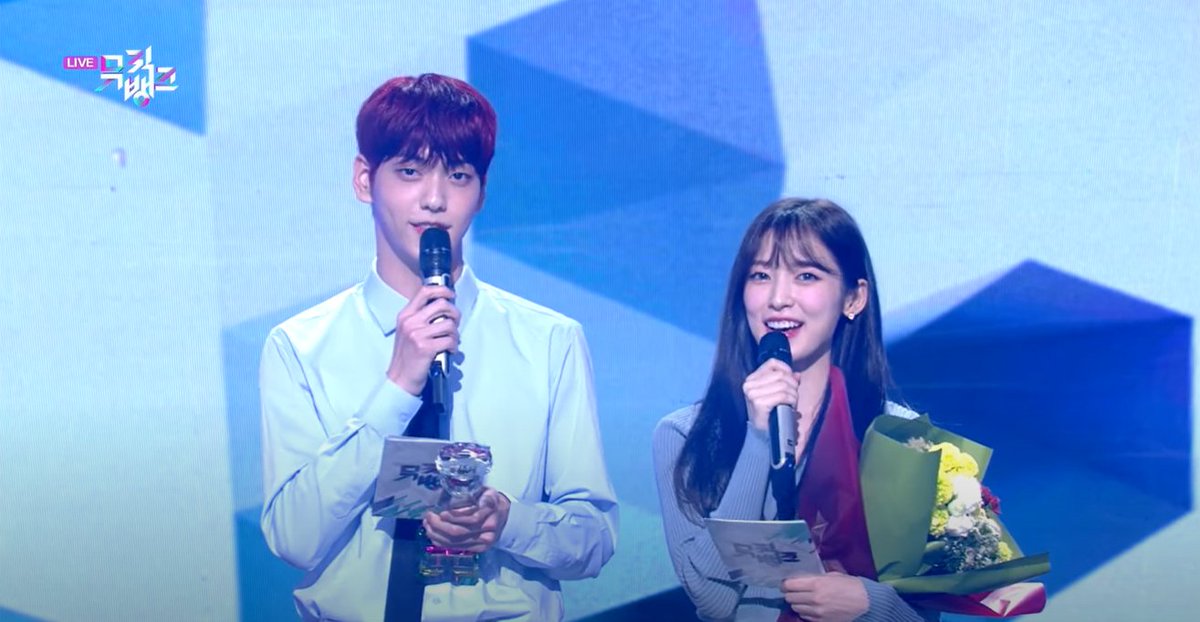 hobie_jun's tweet photo. When the first day meets the last day
#McSoobin
@TXT_members https://t.co/GljUq6KOYm