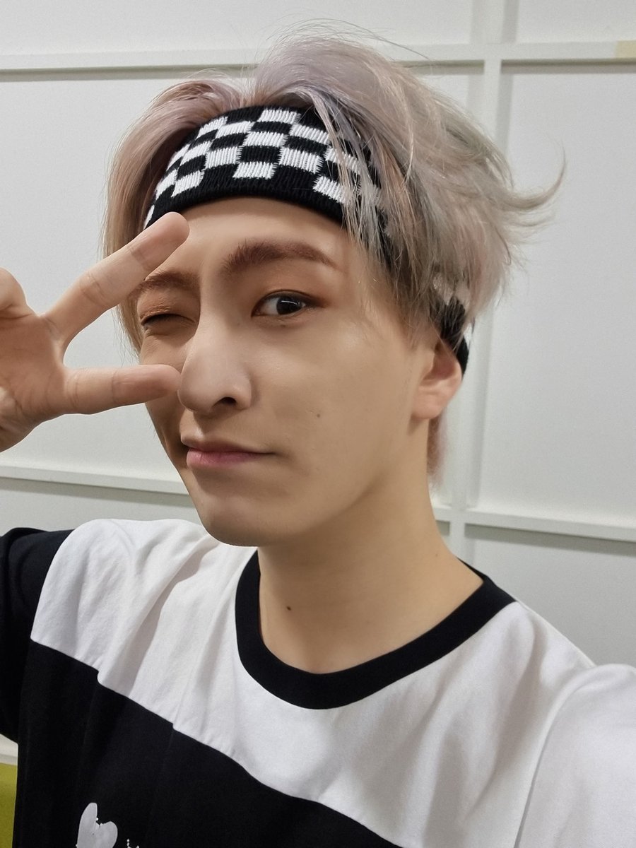 youngjae archive tweet media