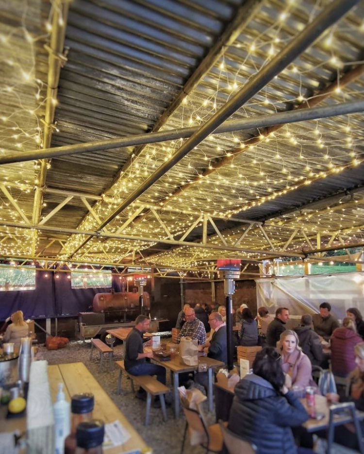 ONEmagdevon's tweet image. Win a meal for four people at @bfkhanlons , Devon’s family-run home of smoked meat, lavish burgers 🍔, loaded fries 🍟 and fine brews 🍺. To be in with a chance of winning, just answer the simple question found in this month’s issue! 🌟 #win #Competition #exeter #devon #onemag