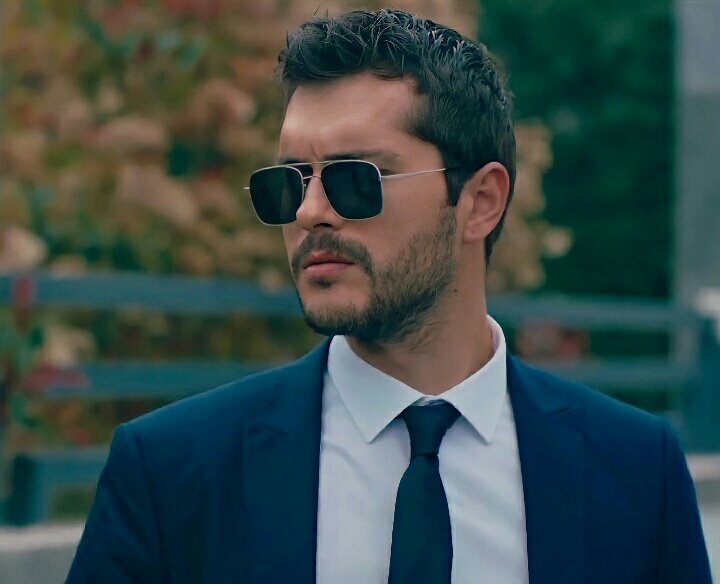 akgunYamurtaskn's tweet photo. bir rüyanın gerçeğe dönüştüğü en tatlı halisin
Sonyazı StaraVerO3 https://t.co/ycMmowMpHU