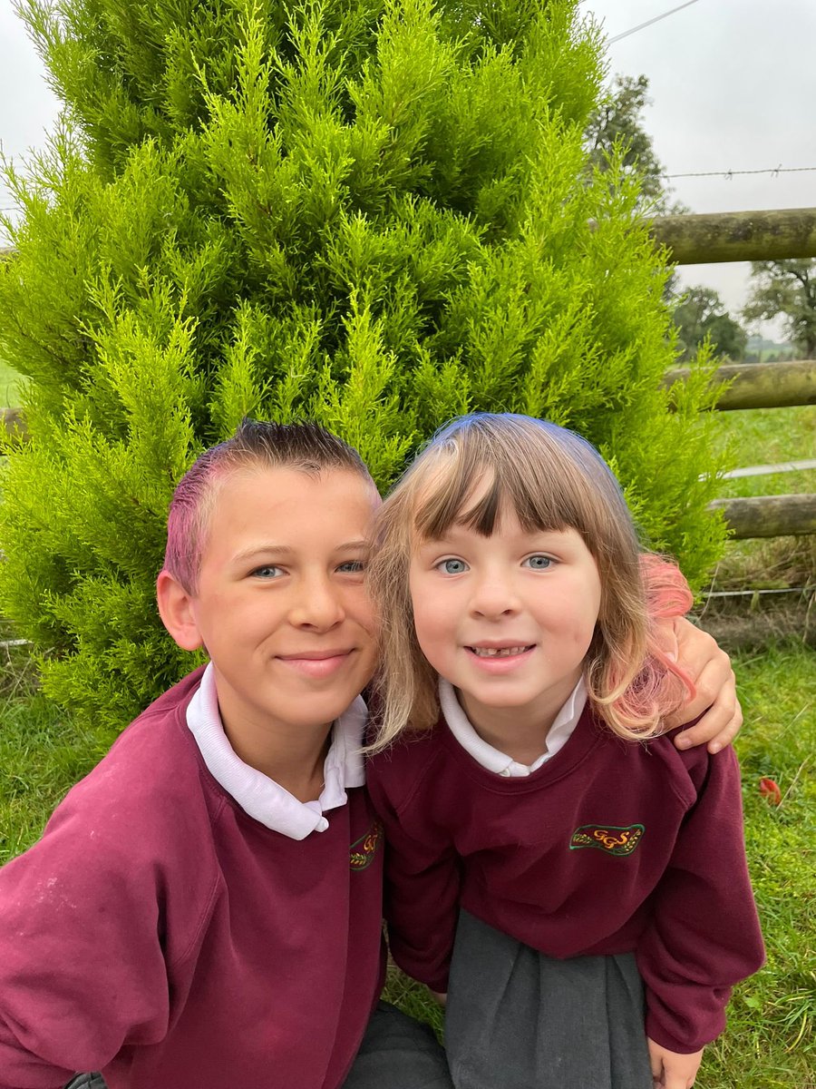 Some truly amazing Wacky hair styles today! Thank you all for making so much effort! Feel free to add your photos below! ❤️🤪